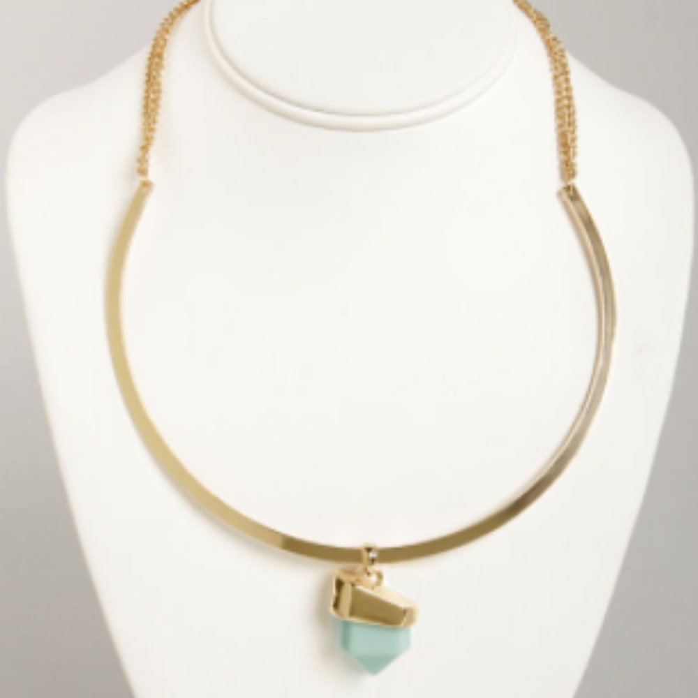 Lulus gold bib necklace with blue stone BRAND NEW